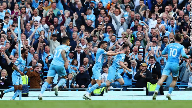 Manchester City thrash Newcastle to seize on Liverpools’s slip-up in title races