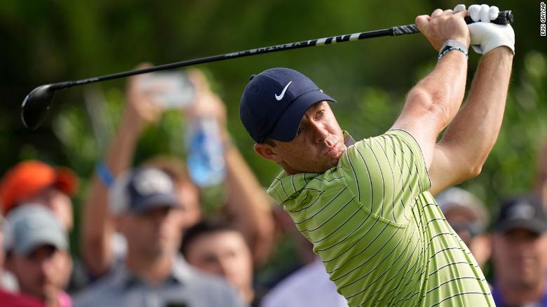 Rory McIlroy sets early pace at 2022 PGA Championship with blistering opening round as Tiger Woods struggless