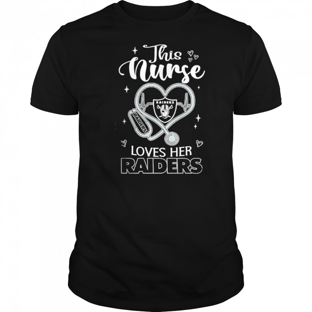 This nurse love her Las Vegas Raiders shirt
