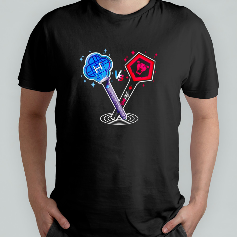 KPop Demon Hunters HUNTRIX and Saja Boys light sticks shirt