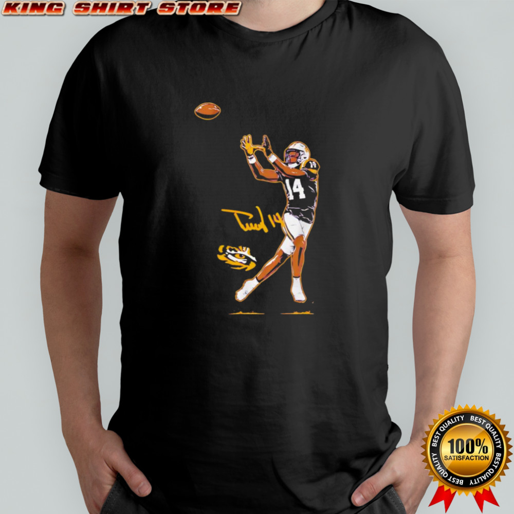 Trey’Dez Green Superstar Pose shirt