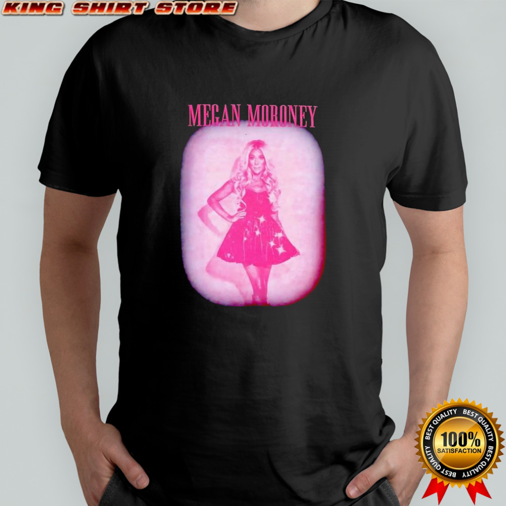 Megan Moroney pink shirt