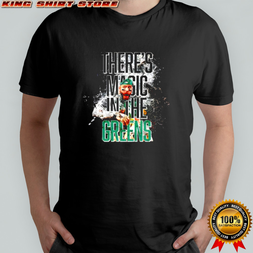 There’s magic in those green Red Sox shirt
