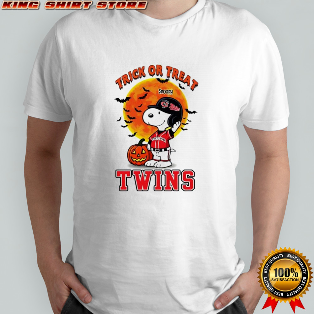 Trick or Treat Minnesota Twins Snoopy Halloween shirt