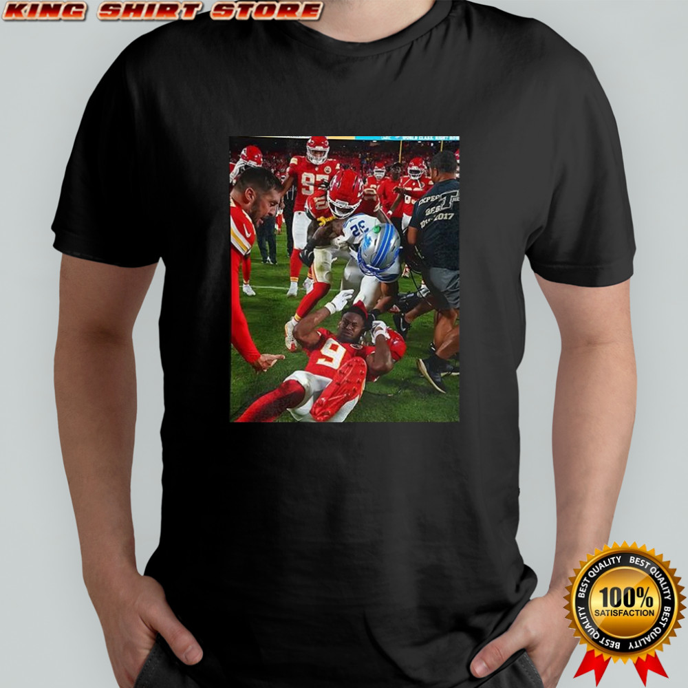 Brian Branch Slaps JuJu Smith-Schuster shirt