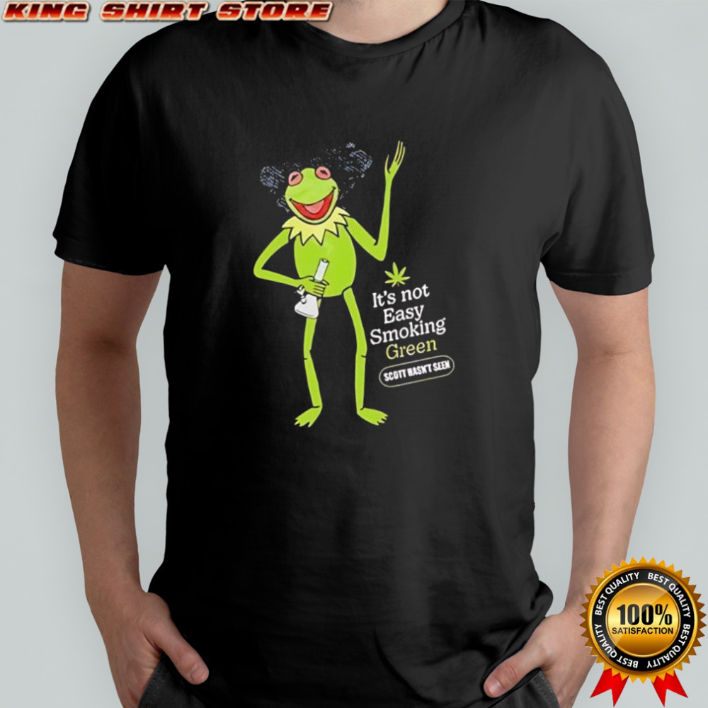 Frog it’s not easy smoking green shirt