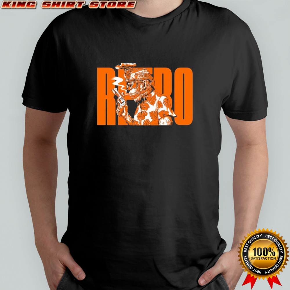 Retro Rifle Chill Chimp T-shirt