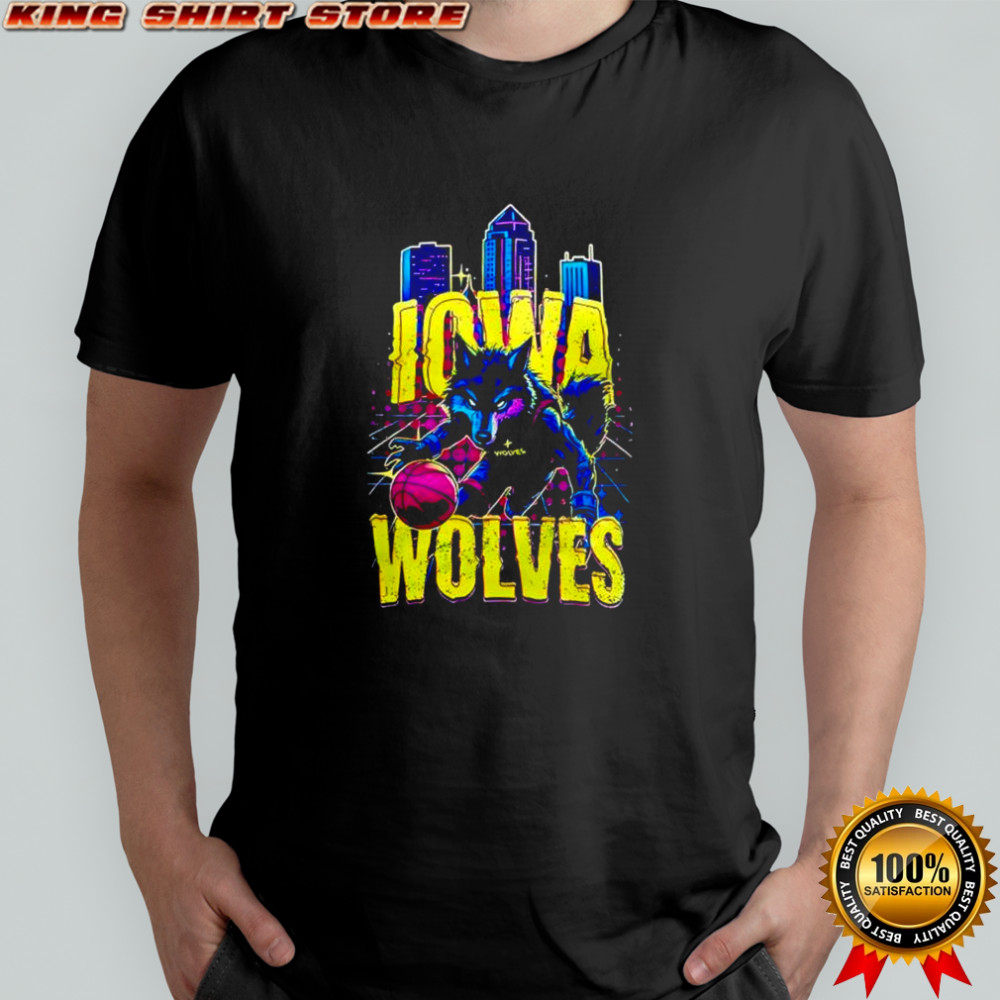 Iowa Wolves wolf graphic shirt