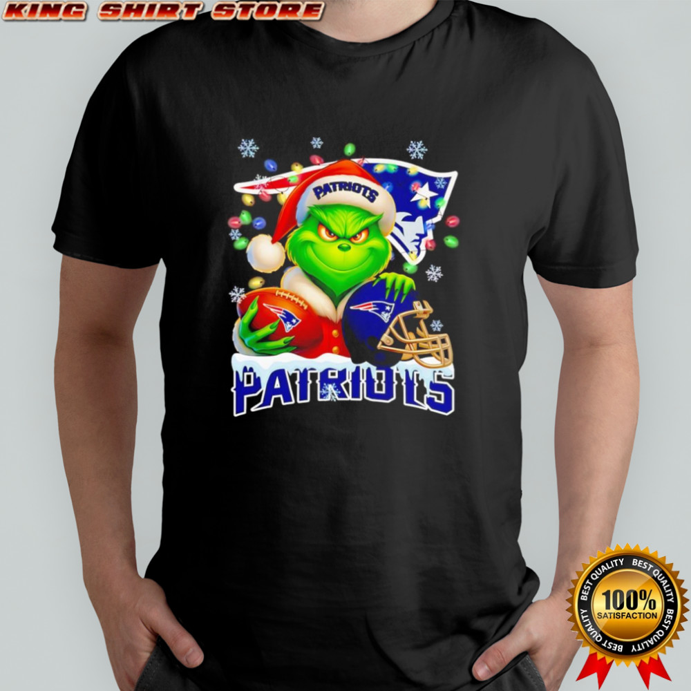 Santa Christmas Grinch New England Patriots holding helmet football shirt
