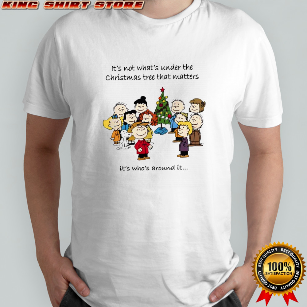 Snoop and Friends It’s not what’s under the Christmas tree that matters it’s who’s around it shirt